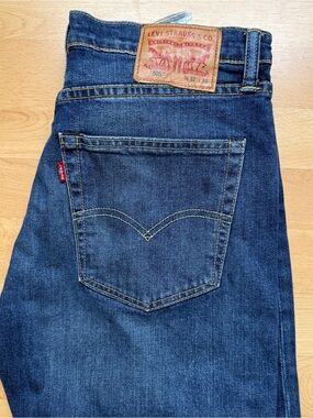 Levi's Men's Straight Jeans in Indigo Blue with Leather Patch